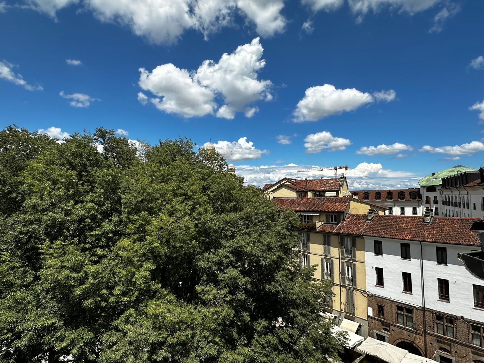 Il Balconcino Del Centro Storico Apartment Торино Екстериор снимка
