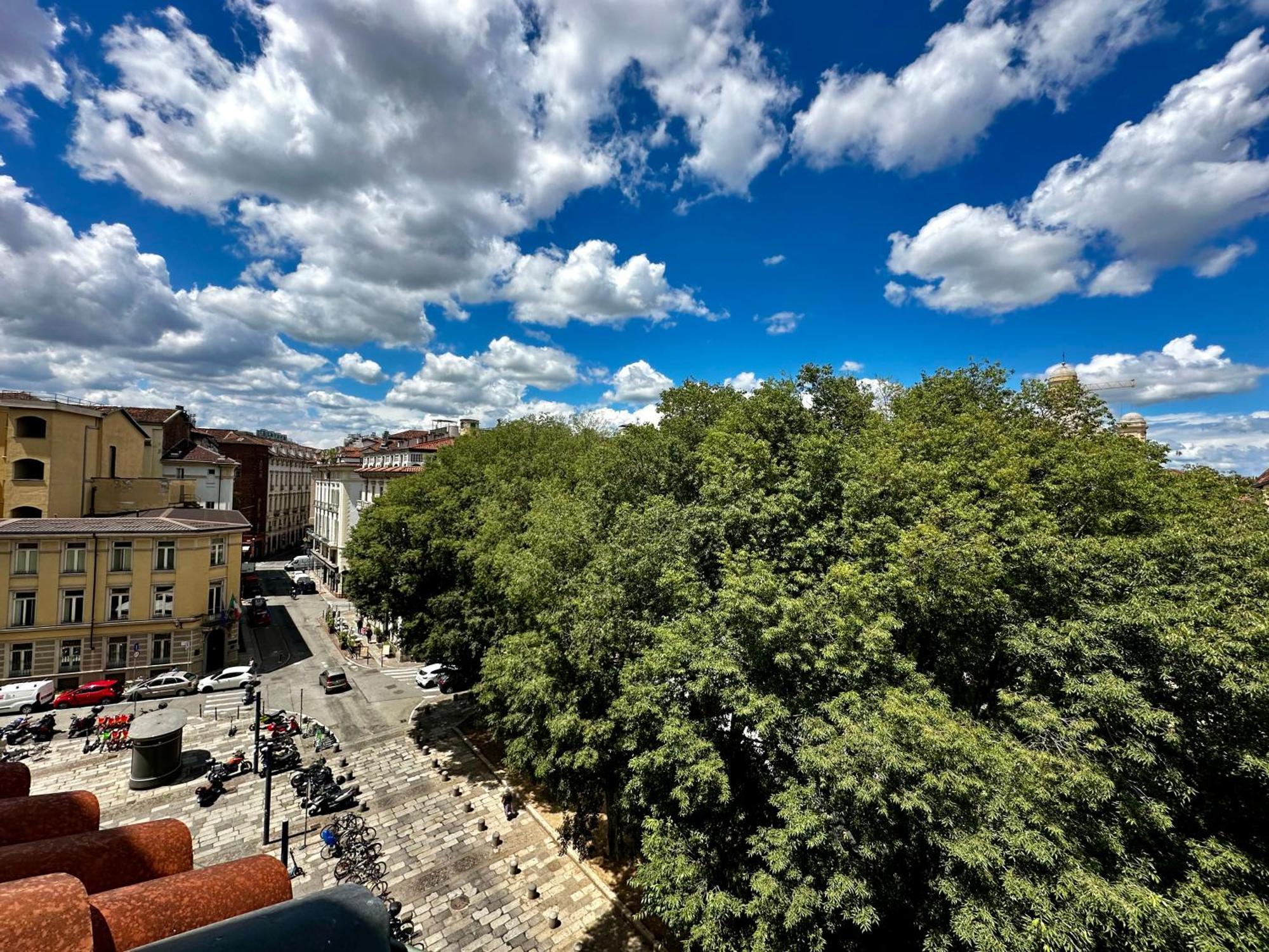 Il Balconcino Del Centro Storico Apartment Торино Екстериор снимка